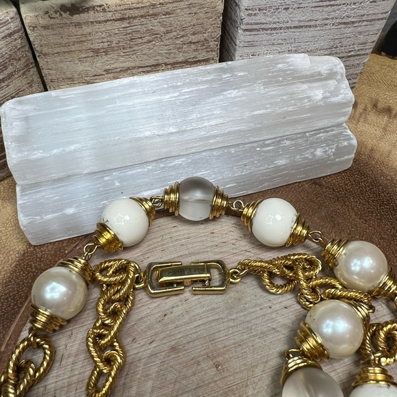 VTG| Gold-Tone Faux Pearl Chain Necklace 💛✨ - Picture 6 of 8